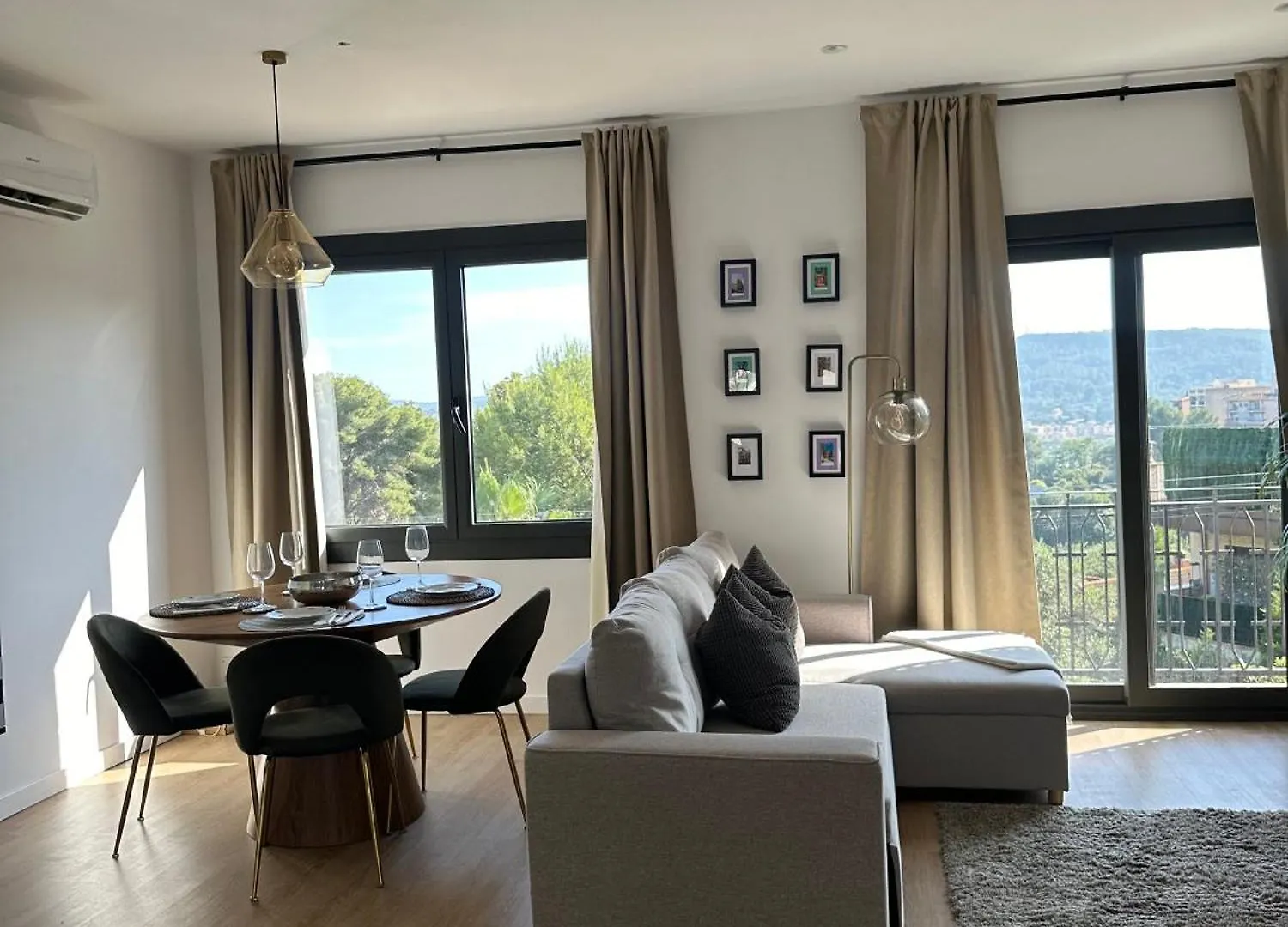 בית נופש הוילה Acogedora Casa En Papiol ספרד